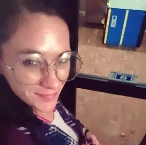 Meet your Posher, Pamela
